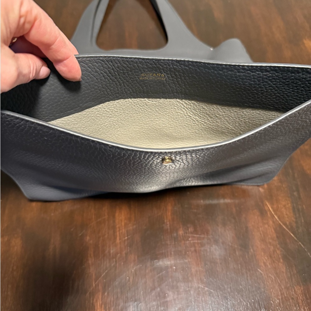 Cuyana Dark Gray Leather Tote - Picture 10 of 15